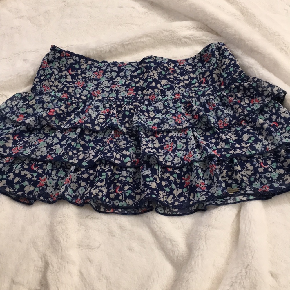 Abercrombie kids skirt. Floral. Worn once.